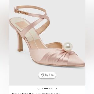 BRAND NEW Dolce Vita Women's Satin Kaysey Light Blush size 7